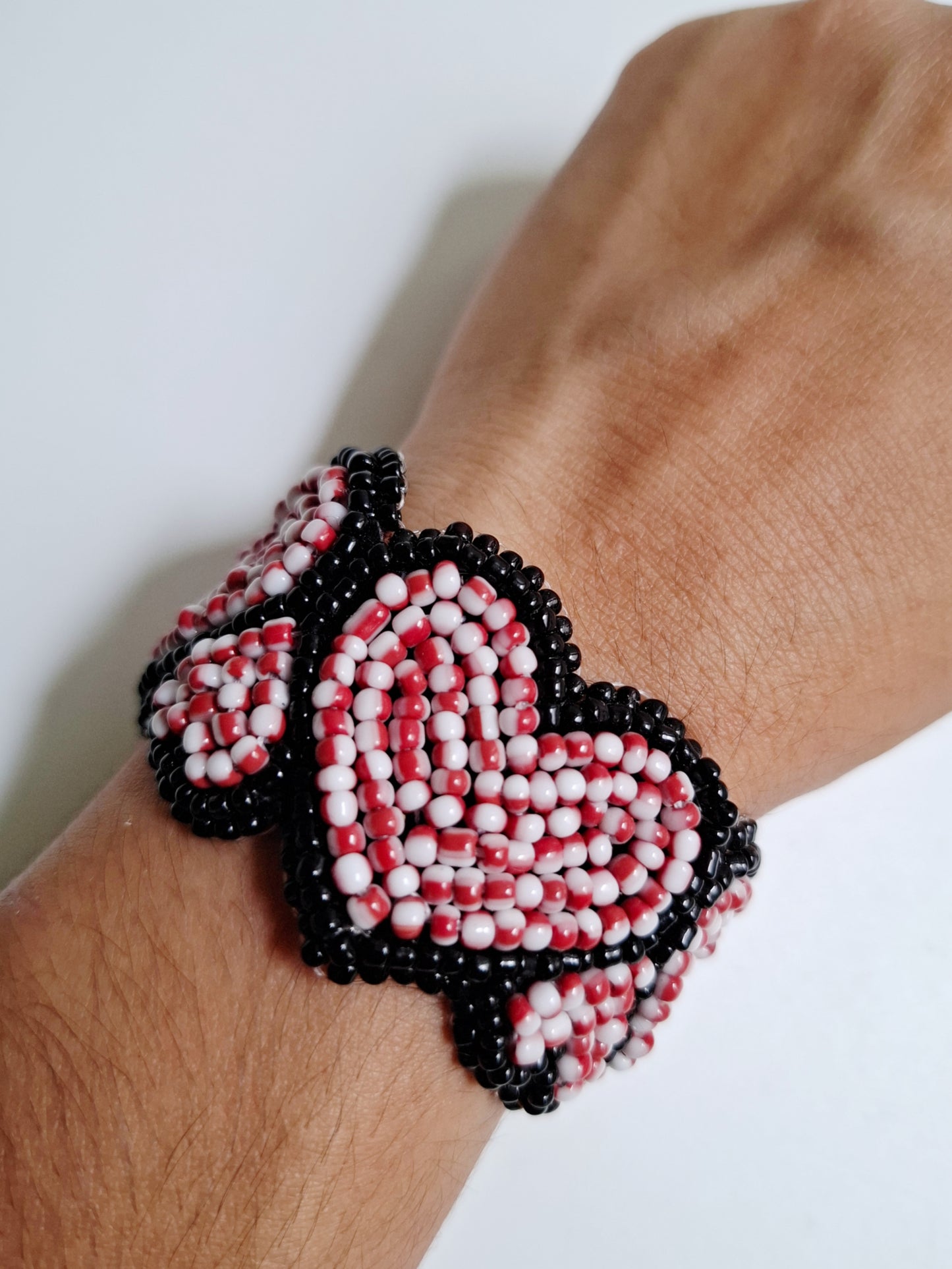 Pulsera Maia Hearts