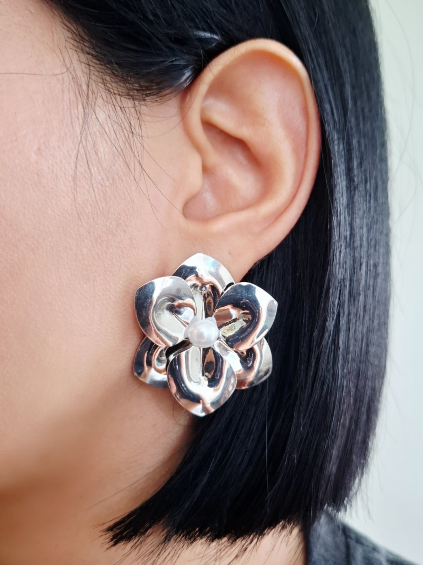 Pendientes de color lila
