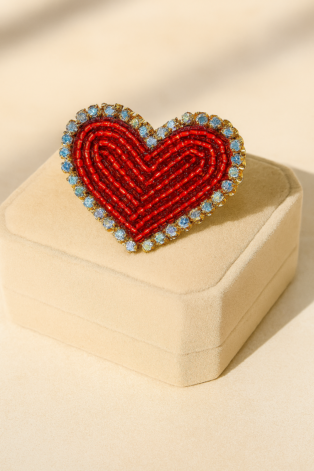 Anillo de corazón de París