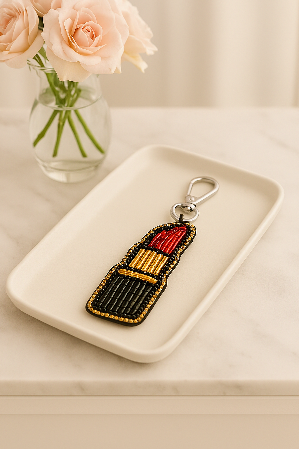 Charm para bolso con forma de lápiz labial