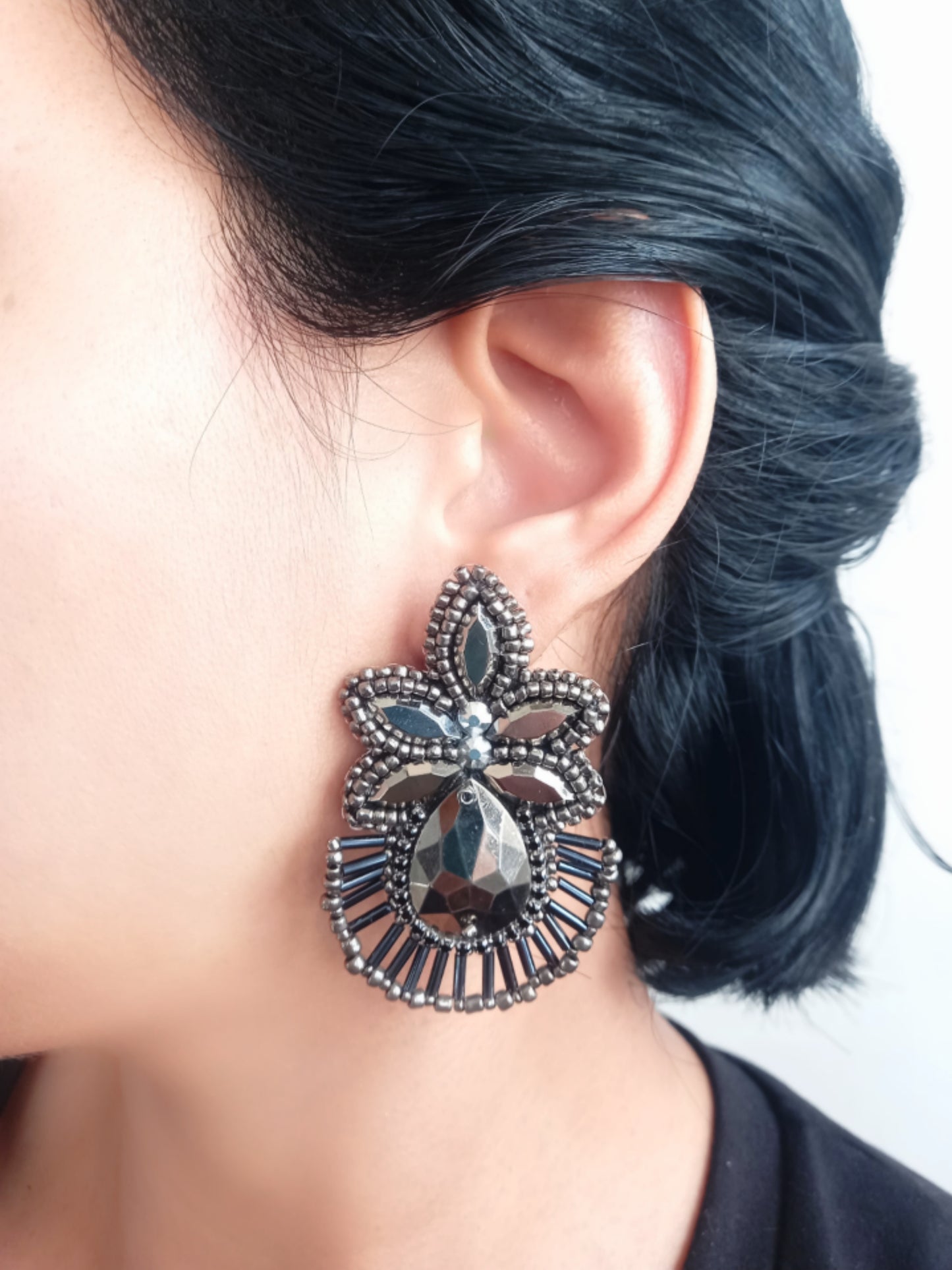 Pendientes Bora