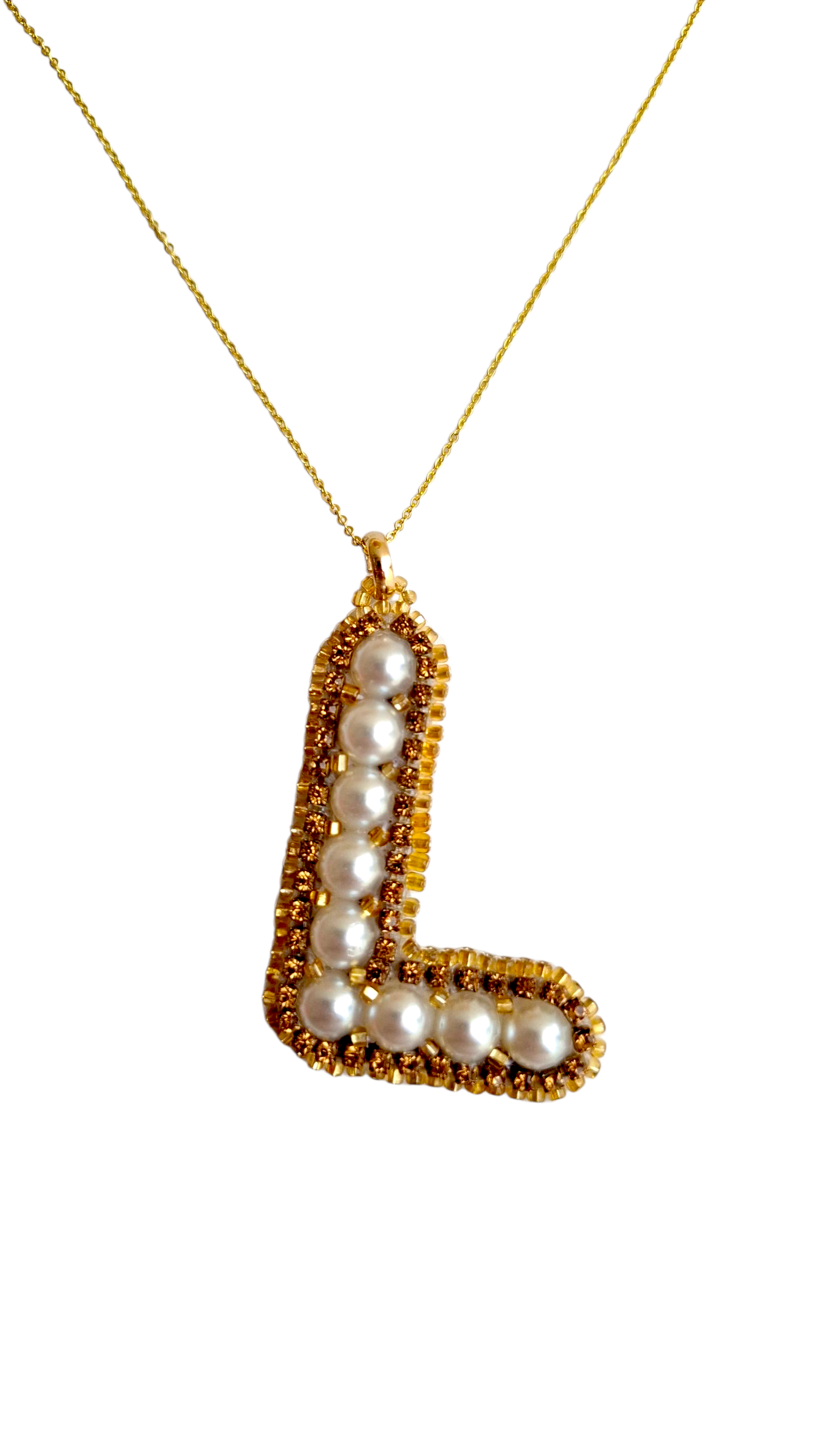 Collar con colgante de inicial personalizada "L" de Pearls.