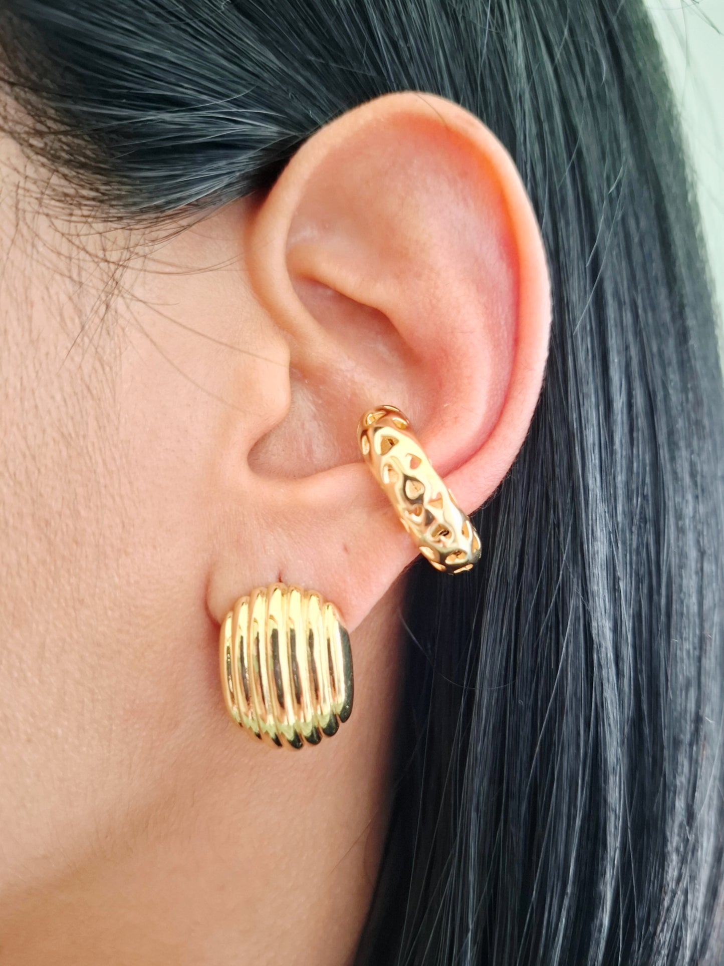 Amor Ear Cuff