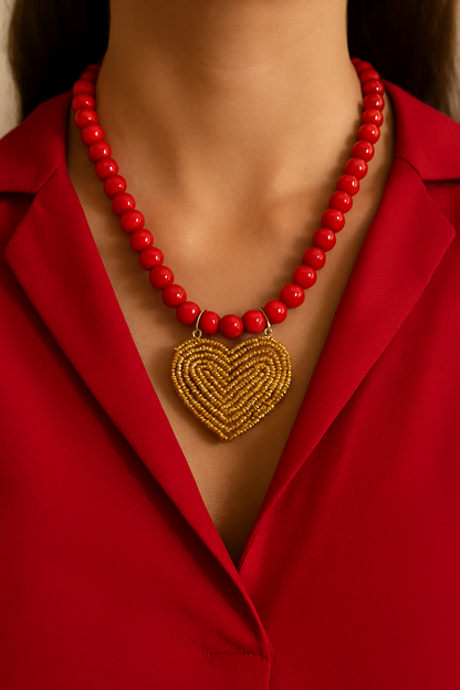 Collar con colgante de corazón de Lola